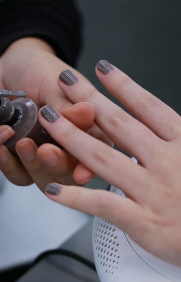 Gift Card Digital 2: Cepillado, Manicure y Pedicure Regular